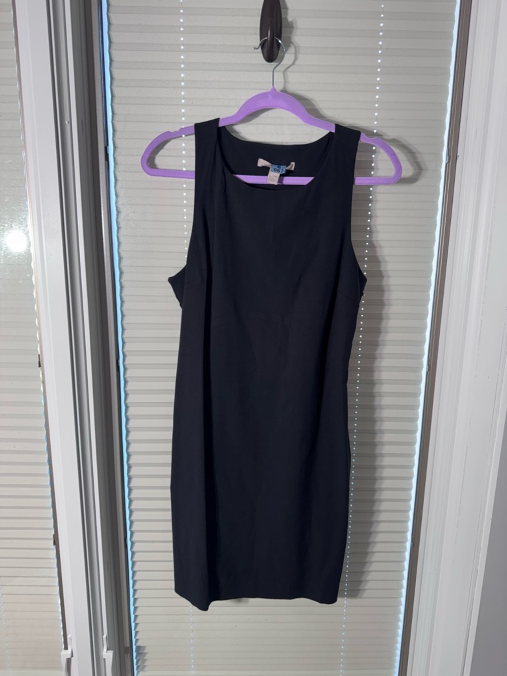 Forever 21 Black Sleeveless Mini Sheath Dress